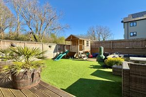 Photo 28- click for photo gallery